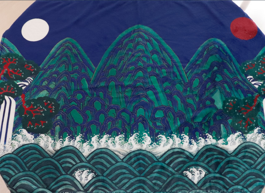 Premium Korean Art Blanket - Irworobongdo (Symbol of Prosperity & Good Luck) | Meaningful Luxury Gift for Teachers, Professors, and Colleagues